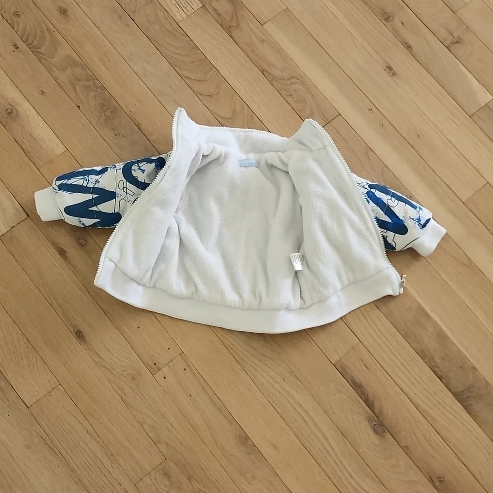 Baby jacket. Size 6M